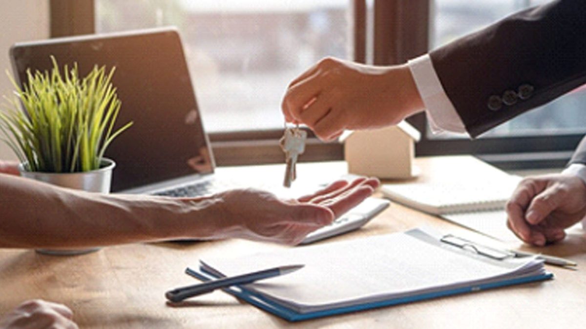 آیا دولت کانادا به مهاجرین تازه وارد خدمات ویژه ای ارائه می کند؟