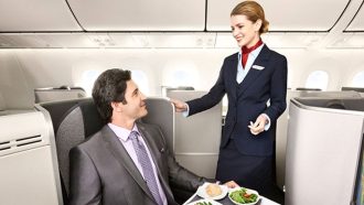 پرواز Business class به کانادا + قیمت و ایرلاین